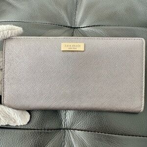 ♠️Kate Spade Stacie Newberry Lane Leather Wallet Anthracite Gray Metalic Bifold